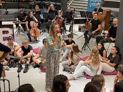 „Musik-Battle“ am KKG Wesseling mit den Jgst. 8 und 9 „Musik-Battle“ am KKG Wesseling mit den Jgst. 8 und 9